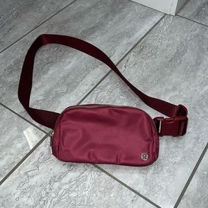 Lululemon Everywhere Belt Bag 1L